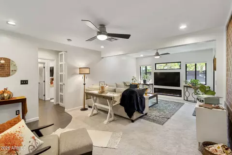 Entry Way - 1837 E Minnezona Ave, Phoenix, AZ 85016 photo 2 of 3