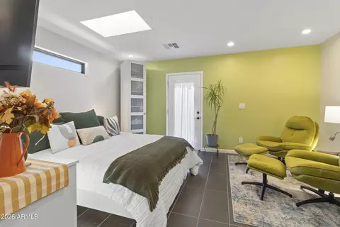 Bedroom - 1837 E Minnezona Ave, Phoenix, AZ 85016 photo 4 of 7