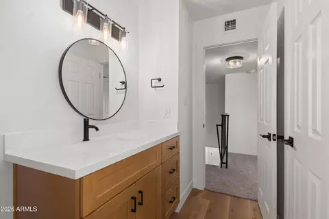 Bath - 415 E Redmon Dr, Tempe, AZ 85283 photo 4 of 4