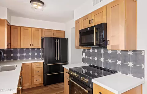 Kitchen - 415 E Redmon Dr, Tempe, AZ 85283 photo 2 of 4