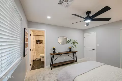 Bedroom - 9043 N 16th Dr, Phoenix, AZ 85021 photo 3 of 6