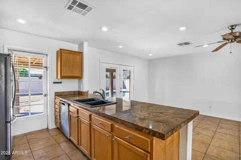 Kitchen - 619 E Diamond Dr, Tempe, AZ 85283 photo 3 of 4