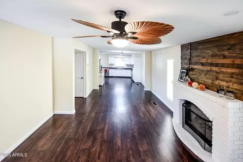 Living - 466 S Fourth St, Globe, AZ 85501 photo 7 of 9