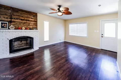 Living - 466 S Fourth St, Globe, AZ 85501 photo 4 of 9