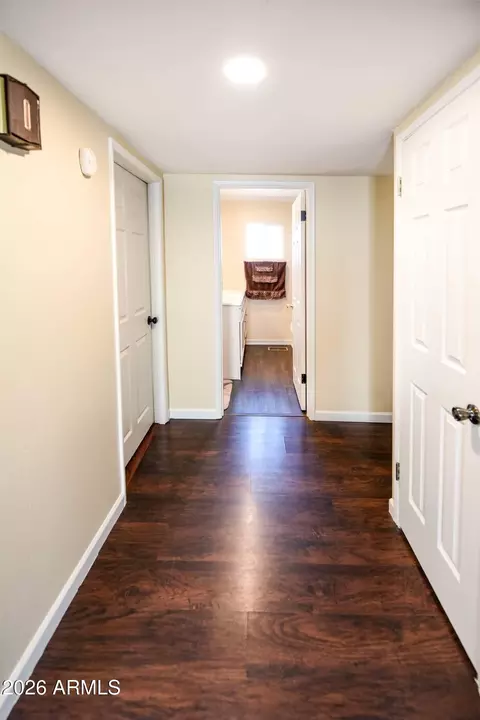 Entry Way - 466 S Fourth St, Globe, AZ 85501 photo 2 of 4