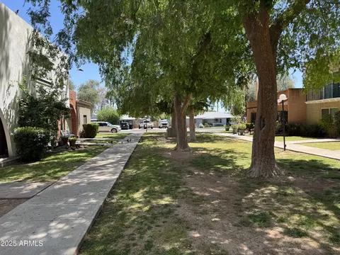 Exterior - 532 E 4th Pl, Mesa, AZ 85203 photo 3 of 7