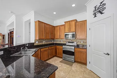 Kitchen - 3520 E Morrison Ranch Pkwy, Gilbert, AZ 85296 photo 3 of 4