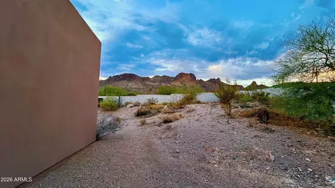 Exterior - 1437 W Saddle Butte St, Apache Junction, AZ 85120 photo 2 of 2