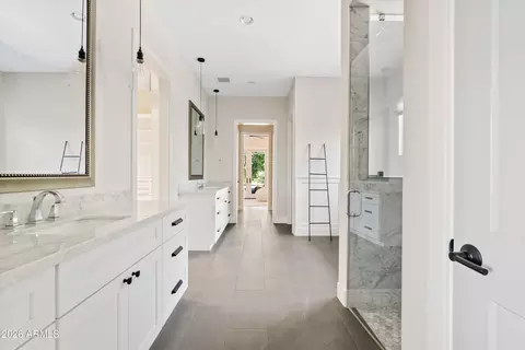 Entry Way - 3216 E Weldon Ave, Phoenix, AZ 85018 photo 1 of 2