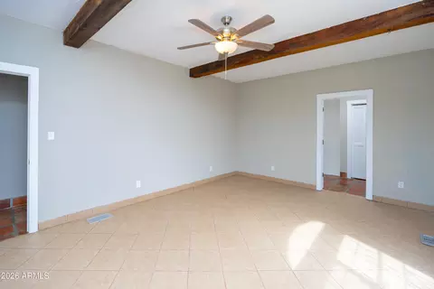 Living - 4 Cochise Ln, Bisbee, AZ 85603 photo 13 of 16