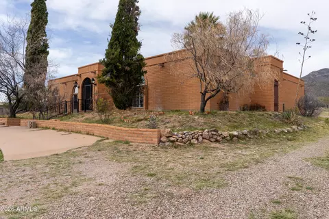 Exterior - 4 Cochise Ln, Bisbee, AZ 85603 photo 15 of 15