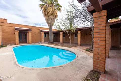 Exterior - 4 Cochise Ln, Bisbee, AZ 85603 photo 6 of 15