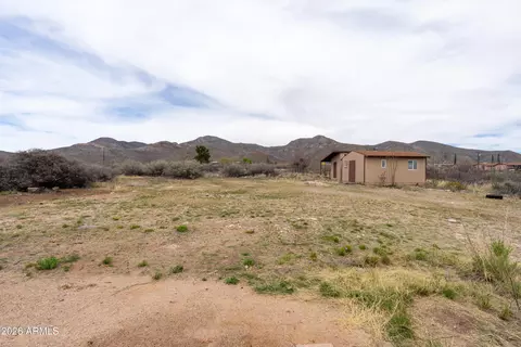 Exterior - 4 Cochise Ln, Bisbee, AZ 85603 photo 12 of 15