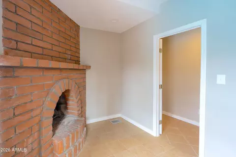 Entry Way - 4 Cochise Ln, Bisbee, AZ 85603 photo 1 of 1
