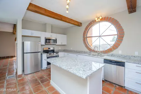 Kitchen - 4 Cochise Ln, Bisbee, AZ 85603 photo 3 of 5