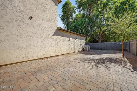 Exterior - 1205 E Chambers St, Phoenix, AZ 85040 photo 8 of 9