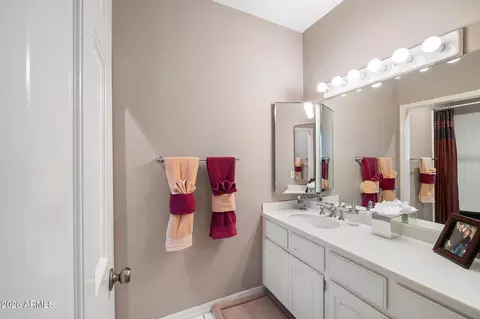 Bath - 84 E Buena Vista Dr, Tempe, AZ 85284 photo 6 of 7