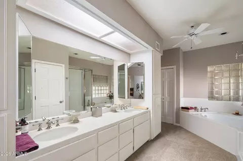 Bath - 84 E Buena Vista Dr, Tempe, AZ 85284 photo 1 of 7