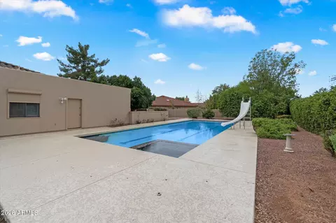 Exterior - 84 E Buena Vista Dr, Tempe, AZ 85284 photo 9 of 13