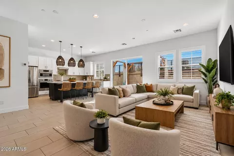 3200 N 39th St #4, Phoenix, AZ 85018