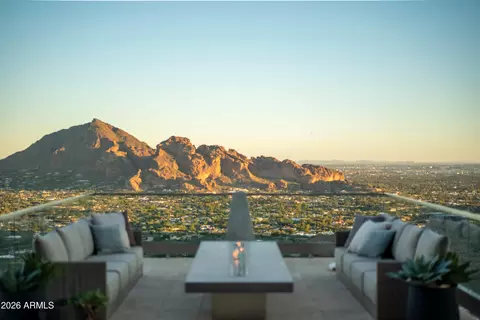 7701 N Silvercrest Way, Paradise Valley, AZ 85253