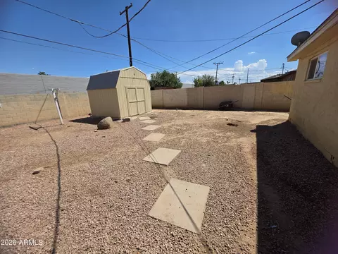 8041 N 28th Ave, Phoenix, AZ 85051