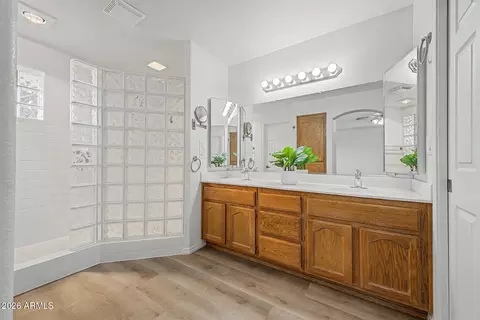 Bath - 11440 E Nido Ave, Mesa, AZ 85209 photo 1 of 2