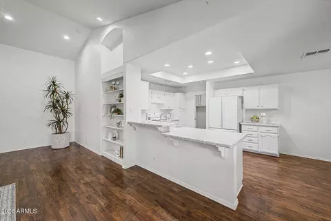 Kitchen - 11440 E Nido Ave, Mesa, AZ 85209 photo 1 of 4