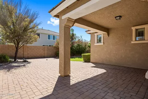 Exterior - 957 E Rojo Way, Gilbert, AZ 85297 photo 13 of 14