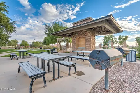 View/Area - 957 E Rojo Way, Gilbert, AZ 85297 photo 16 of 31