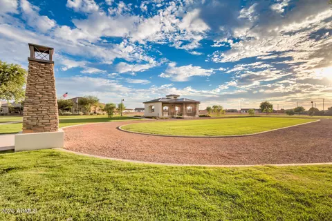 View/Area - 957 E Rojo Way, Gilbert, AZ 85297 photo 26 of 31