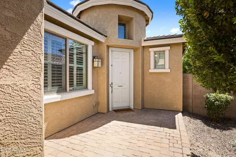 Exterior - 957 E Rojo Way, Gilbert, AZ 85297 photo 5 of 14