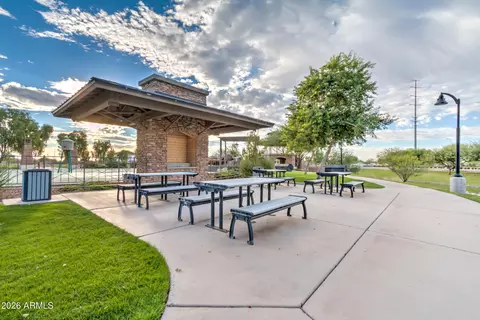 View/Area - 957 E Rojo Way, Gilbert, AZ 85297 photo 15 of 31
