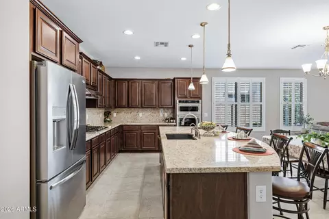 Kitchen - 957 E Rojo Way, Gilbert, AZ 85297 photo 3 of 7
