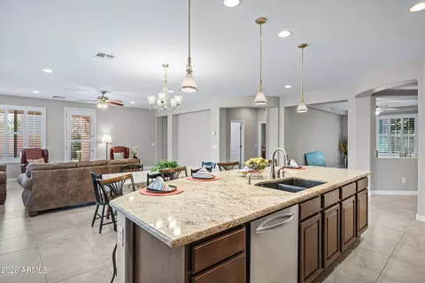 Kitchen - 957 E Rojo Way, Gilbert, AZ 85297 photo 7 of 7