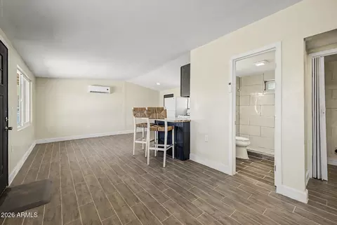 Living - 1535 E Christy Dr, Phoenix, AZ 85020 photo 1 of 4