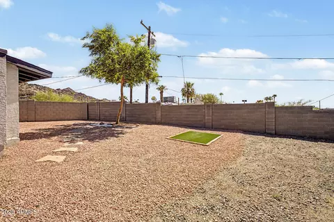 Exterior - 1535 E Christy Dr, Phoenix, AZ 85020 photo 6 of 6