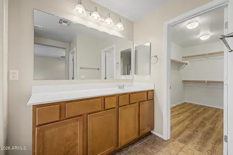 Bath - 108 E Palomino Dr, Gilbert, AZ 85296 photo 1 of 2