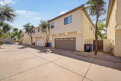 Exterior - 108 E Palomino Dr, Gilbert, AZ 85296 photo 4 of 4