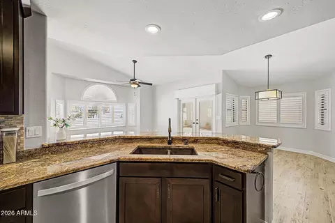 Kitchen - 5830 E Mckellips Rd #20, Mesa, AZ 85215 photo 3 of 8