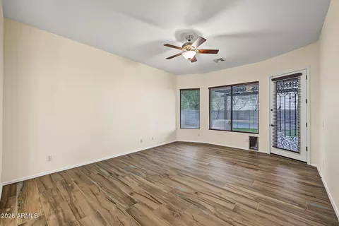 Living - 9807 E Greenway St, Mesa, AZ 85207 photo 8 of 8