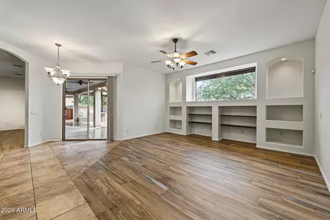 Living - 9807 E Greenway St, Mesa, AZ 85207 photo 5 of 8