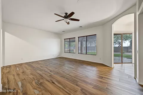 Living - 9807 E Greenway St, Mesa, AZ 85207 photo 3 of 8