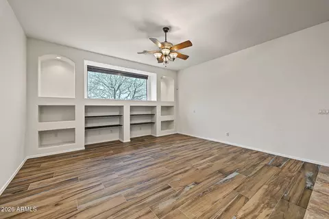 Living - 9807 E Greenway St, Mesa, AZ 85207 photo 6 of 8
