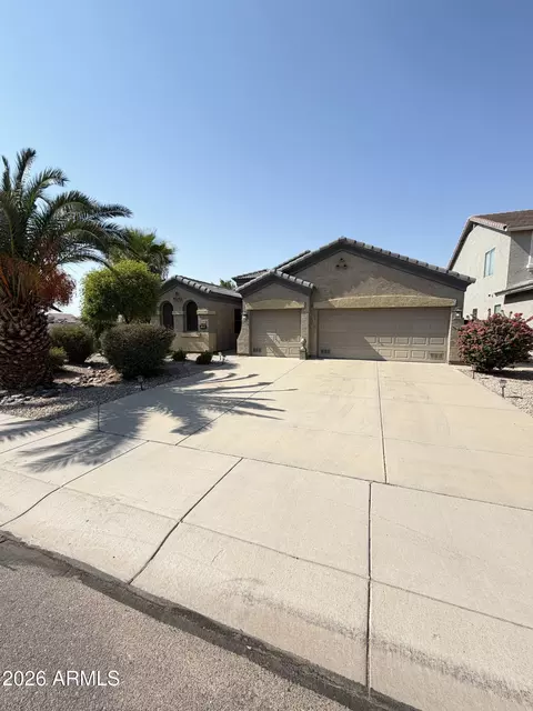 1774 W Green Tree Dr, San Tan Valley, AZ 85144