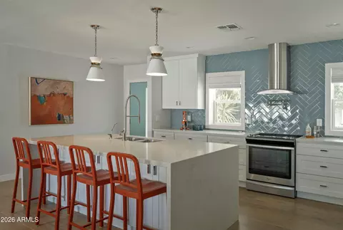 Kitchen - 3802 E Heatherbrae Dr, Phoenix, AZ 85018 photo 2 of 5