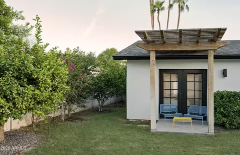 Exterior - 3802 E Heatherbrae Dr, Phoenix, AZ 85018 photo 5 of 7