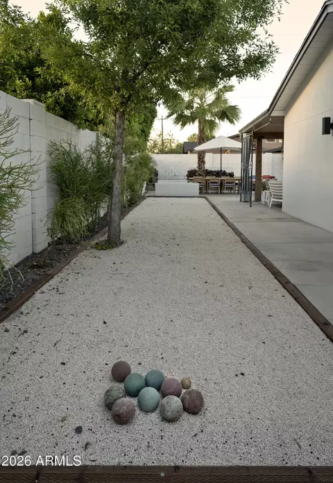 Exterior - 3802 E Heatherbrae Dr, Phoenix, AZ 85018 photo 7 of 7