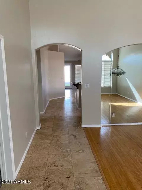 Entry Way - 891 N Date Palm Dr, Gilbert, AZ 85234 photo 2 of 5