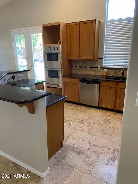 Kitchen - 891 N Date Palm Dr, Gilbert, AZ 85234 photo 1 of 4
